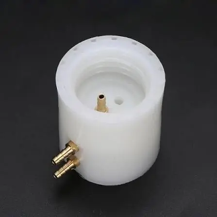 porte bouteille d'eau pour irrigation. alt